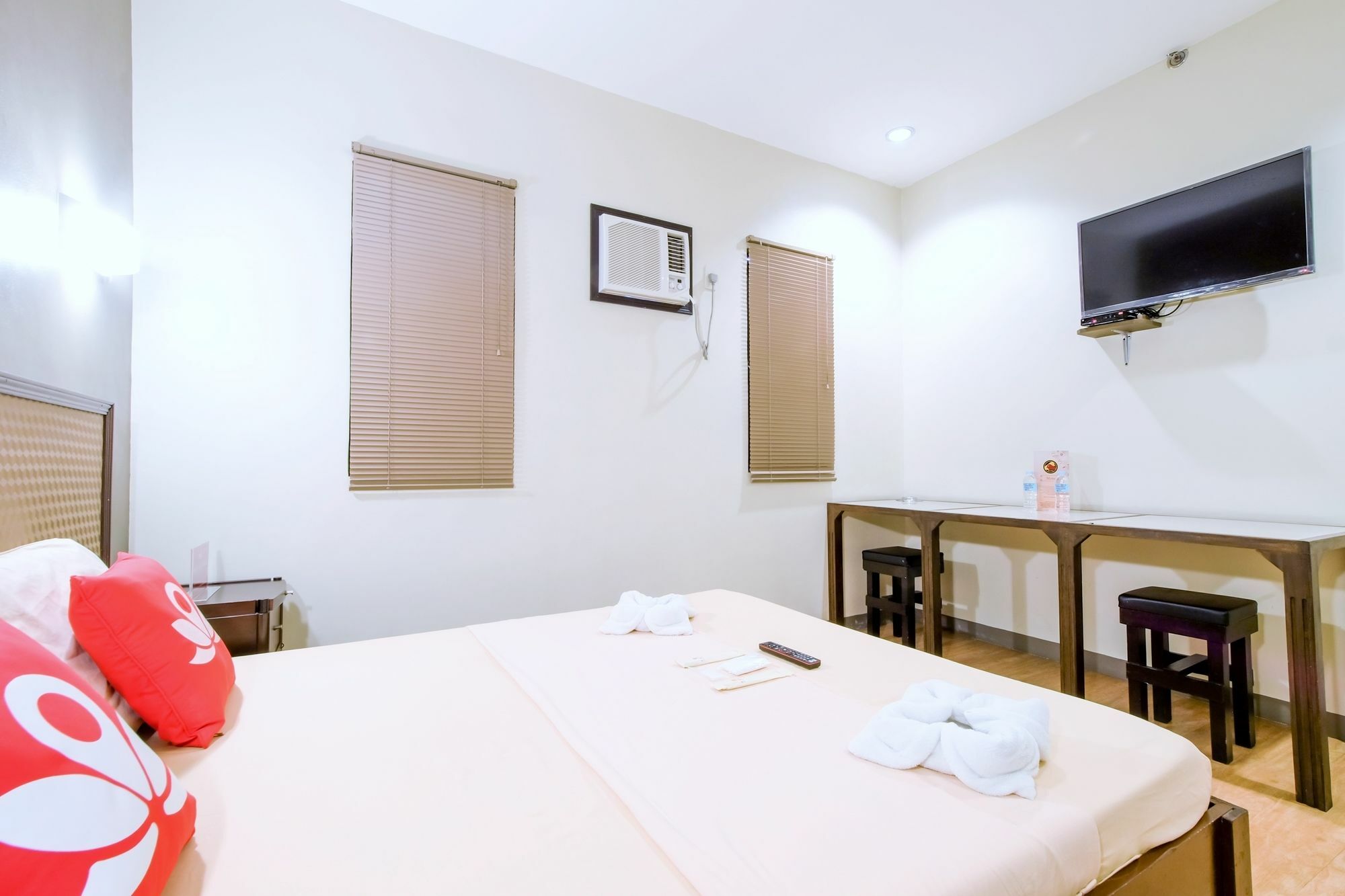 Zen Rooms Basic Aurora Pasay Eksteriør bilde