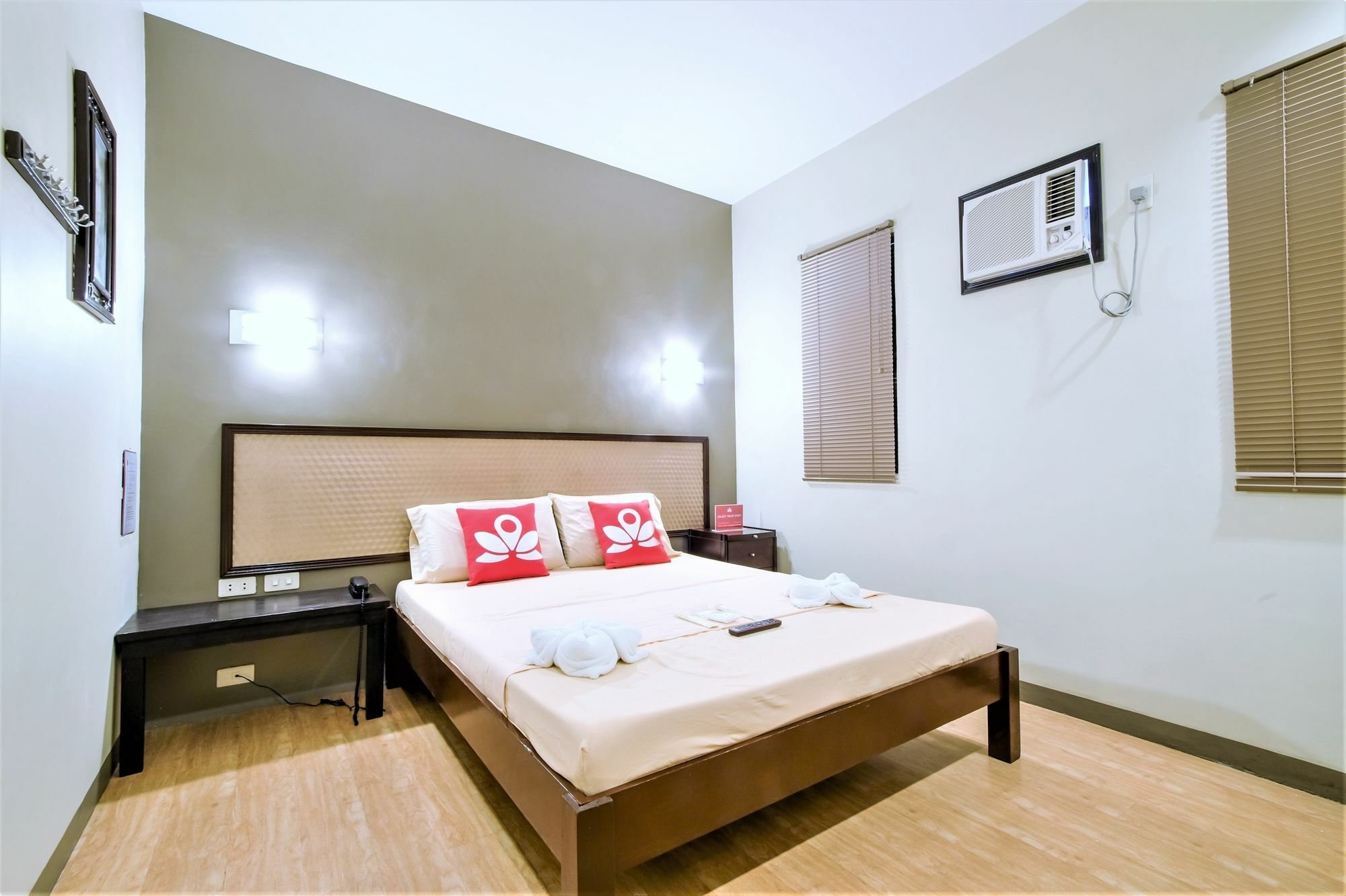 Zen Rooms Basic Aurora Pasay Eksteriør bilde