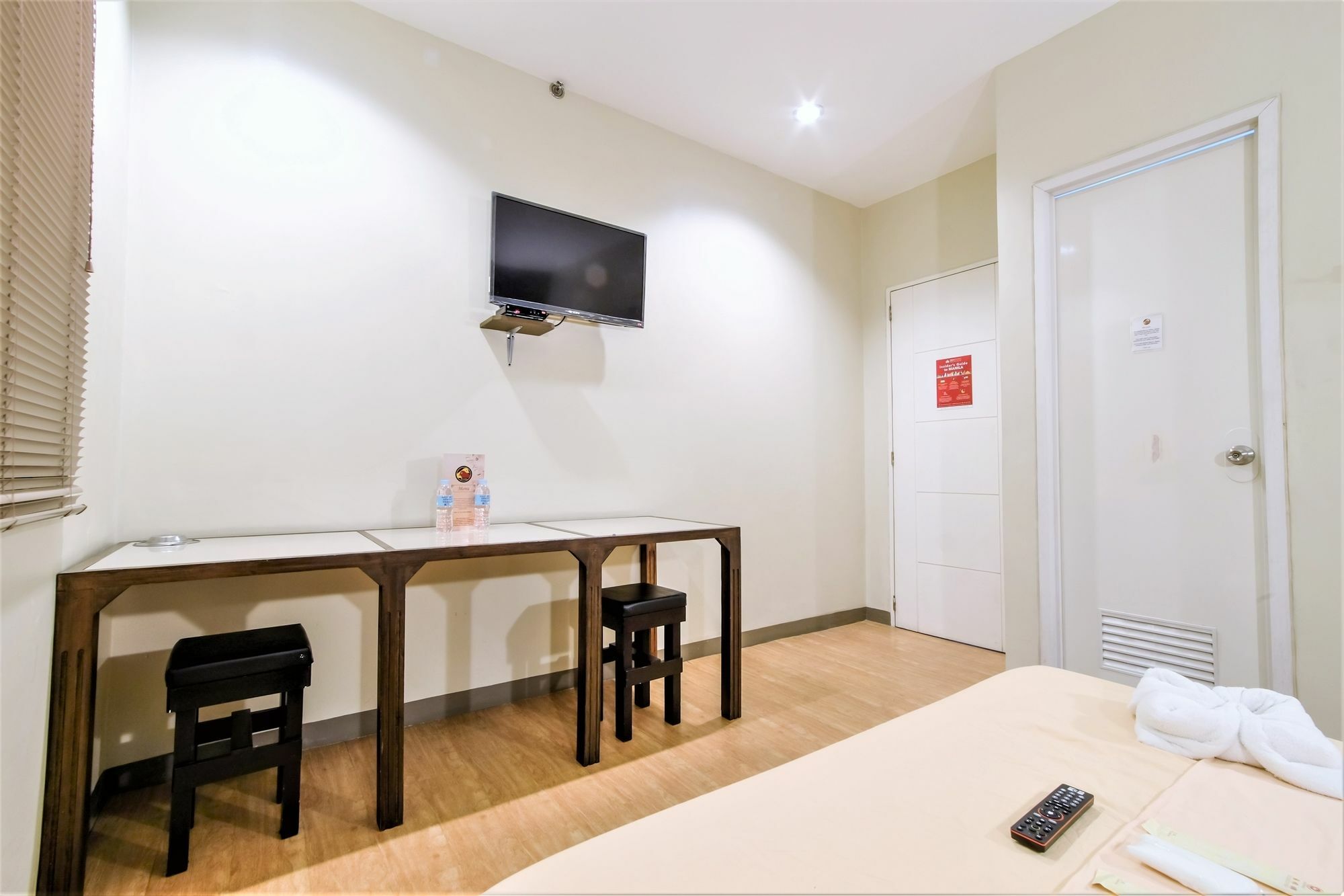 Zen Rooms Basic Aurora Pasay Eksteriør bilde