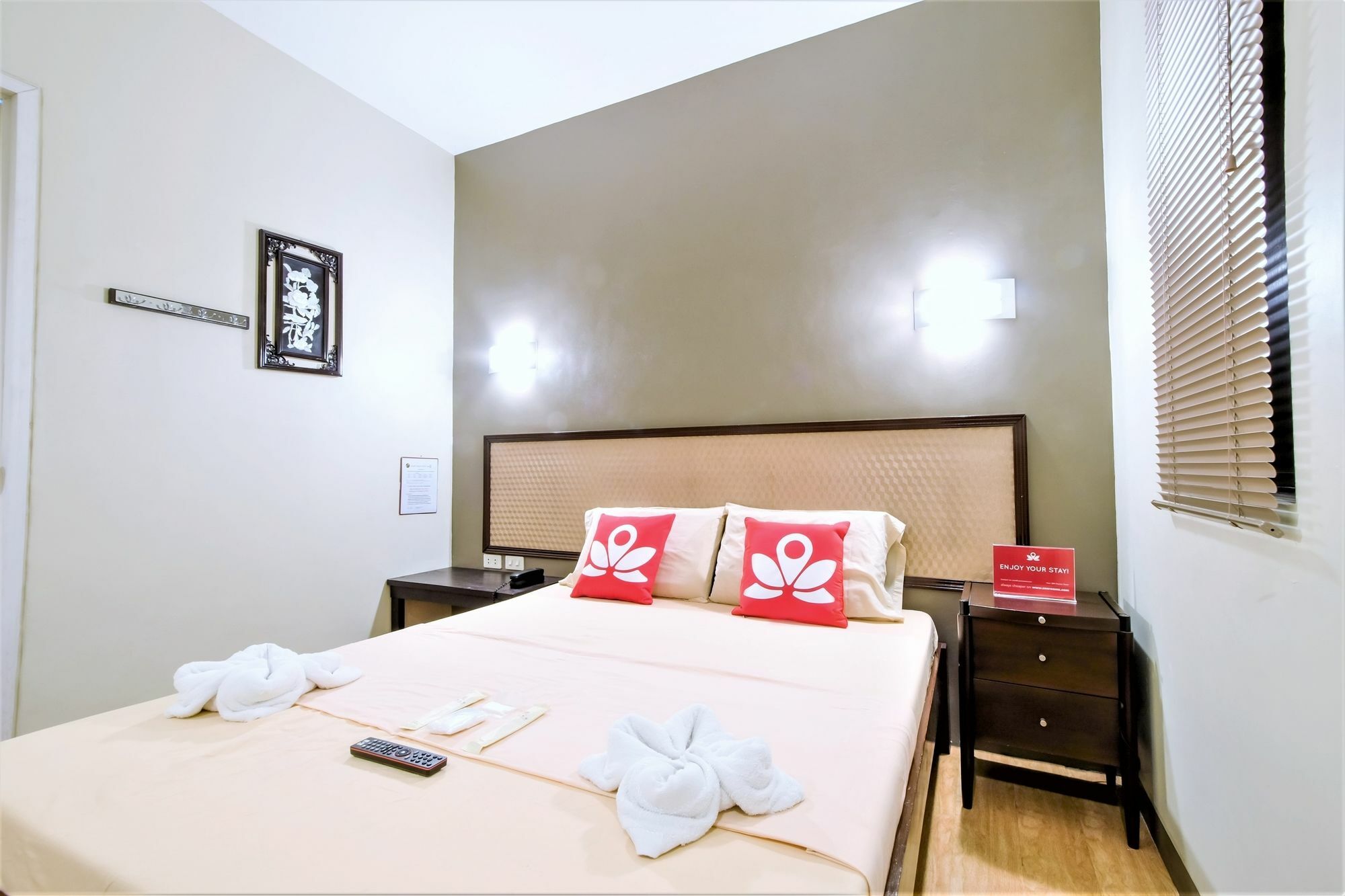 Zen Rooms Basic Aurora Pasay Eksteriør bilde
